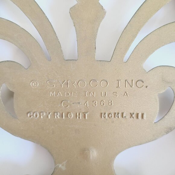 Vtg MCM Syroco Gold Octagonal Wall Art Plaques Decor Set Of 2 Floral Vase Design - Picture 12 of 14